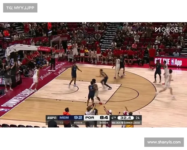 CBA补扣成为焦点篮球赛场新亮点球员表现引发热议